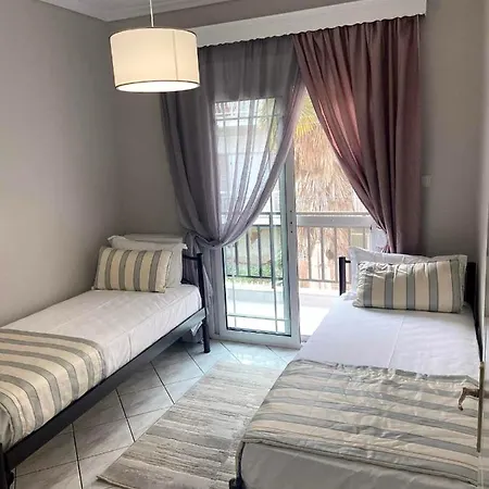 Baku Apartman Néa Mudaniá